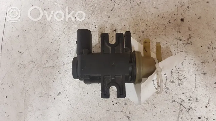 Volkswagen Golf VI Solenoidinis vožtuvas 1K0906627B