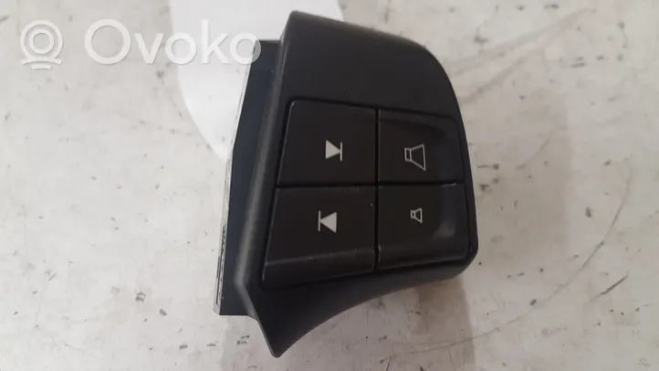 Volvo S40 Steering wheel buttons/switches 30739641