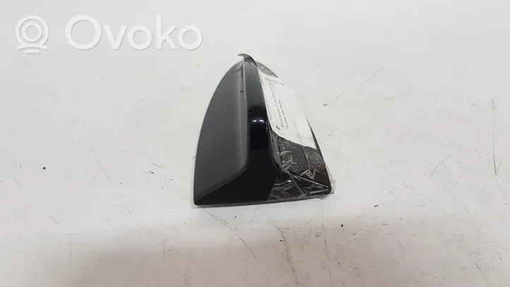 BMW 3 E90 E91 Roof (GPS) antenna cover 694227005