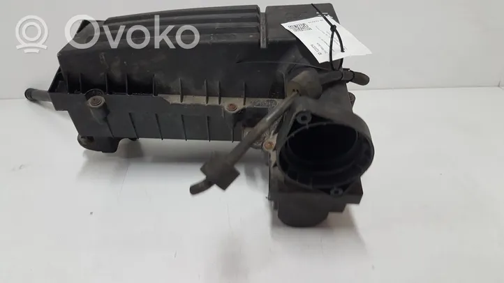 Volkswagen Touran I Scatola del filtro dell’aria 1K0129620F