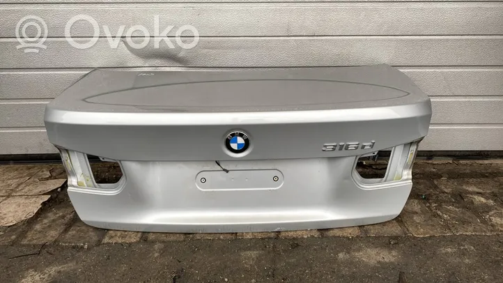 BMW 3 F30 F35 F31 Takaluukun/tavaratilan kansi 