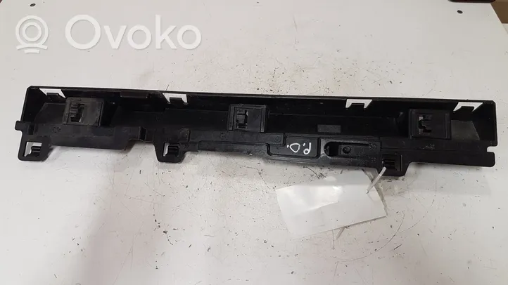 BMW 3 F30 F35 F31 Pastiprinimas slenksčio 51777256916