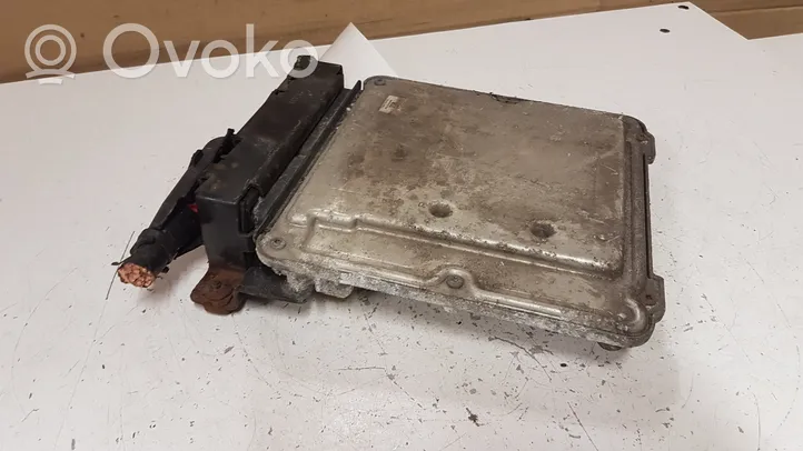 Volkswagen PASSAT CC Engine control unit/module 03L907309