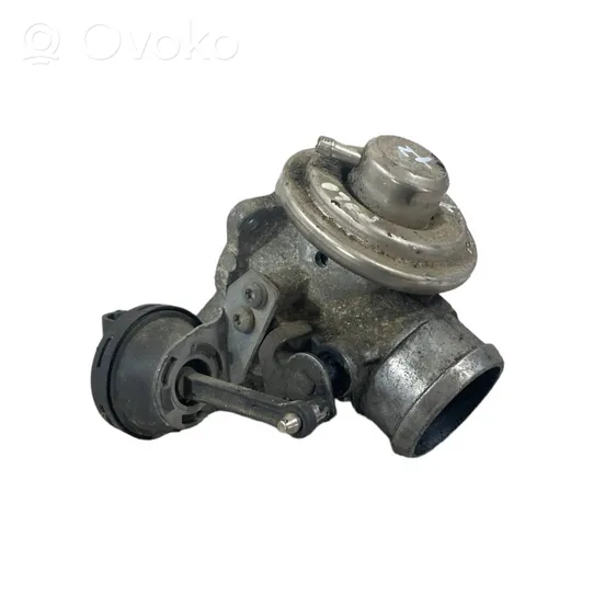 Volkswagen Polo EGR valve 038129637B
