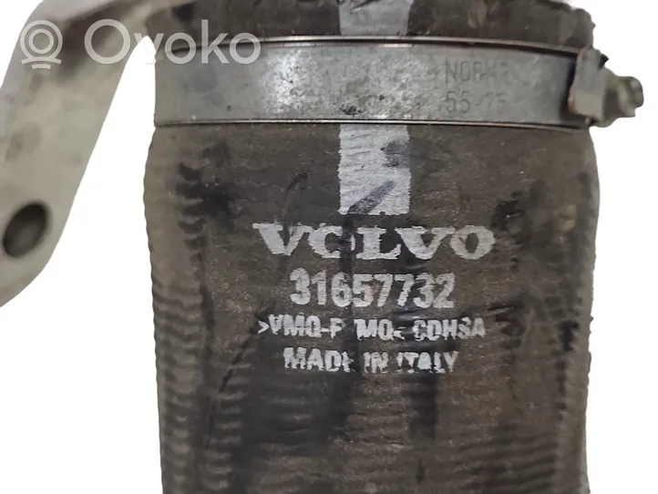 Volvo V60 Tube d'admission de tuyau de refroidisseur intermédiaire 31657732