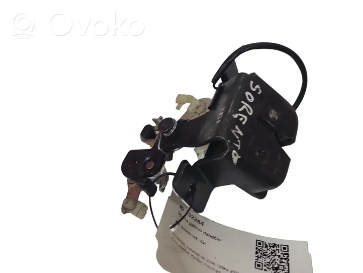 KIA Sorento Tailgate/trunk/boot lock/catch/latch 812303E000