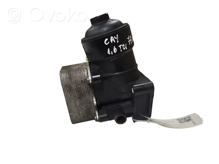 Volkswagen Golf VI Supporto di montaggio del filtro dell’olio 70346682