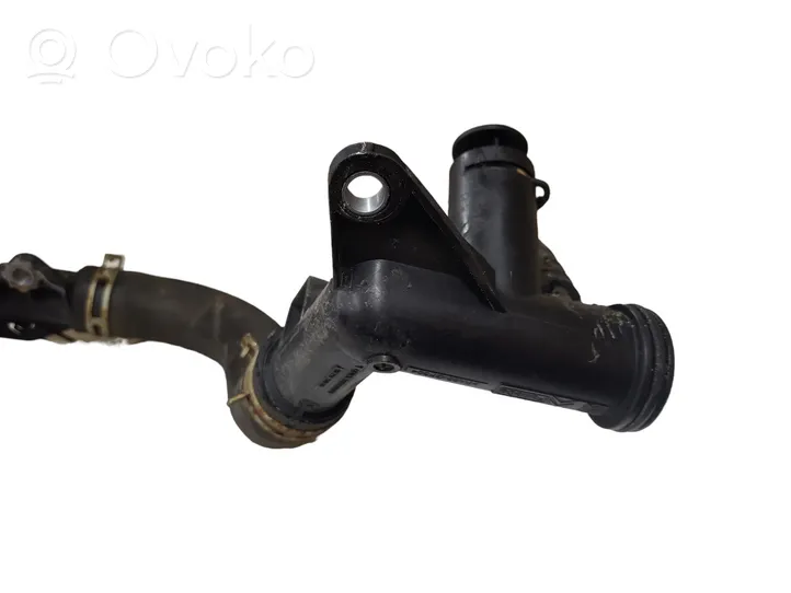 Citroen C4 II Tuyau de liquide de refroidissement moteur 9671124980