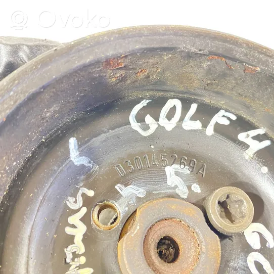 Volkswagen Golf IV Pompe de direction assistée 030145269A