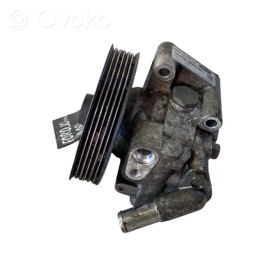 Ford Mondeo MK IV Vairo stiprintuvo siurblys 6G913A696CE