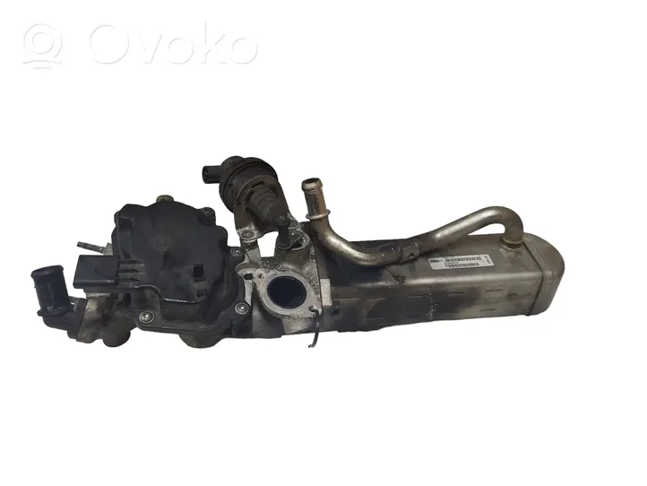 Ford Mondeo MK IV Refroidisseur de vanne EGR V29006706