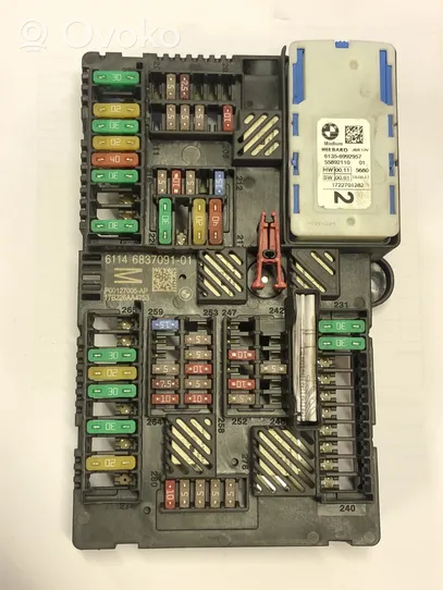 BMW 5 G30 G31 Modulo fusibile 6114683709101