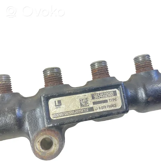 Citroen C5 Kraftstoffverteiler Einspritzleiste Verteilerrohr 9654592680