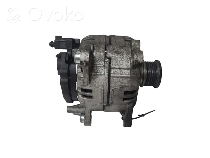 Volkswagen Golf VII Generator/alternator 0124525114