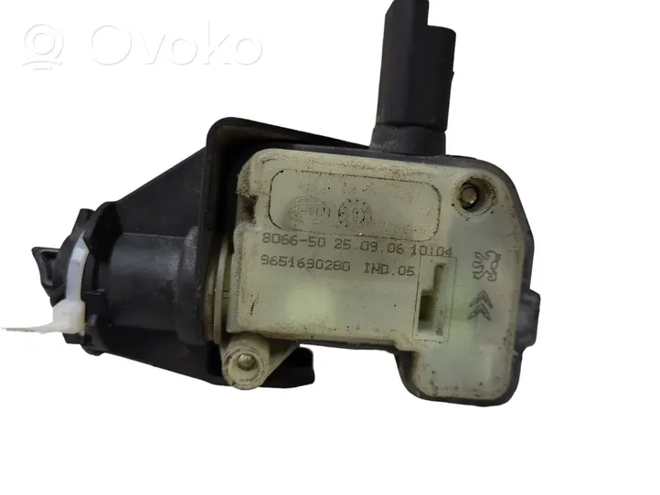 Citroen C6 Verrouillage du bouchon du réservoir de carburant 9651630280