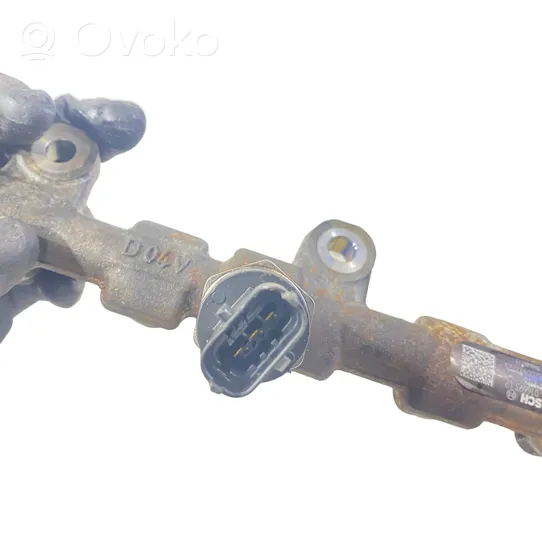 Renault Trafic II (X83) Fuel main line pipe 175215697R