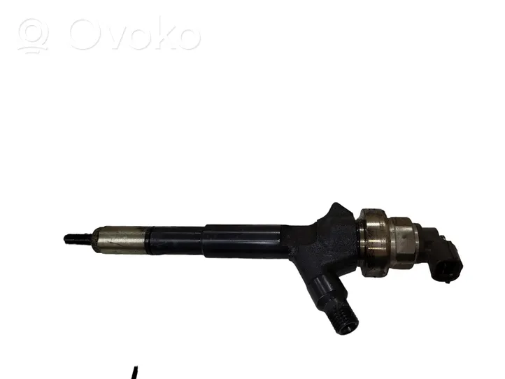 Opel Zafira B Injecteur de carburant 8973762703