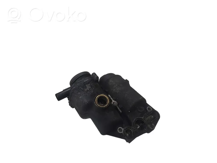 Volvo S60 Mocowanie / uchwyt filtra oleju 30677920