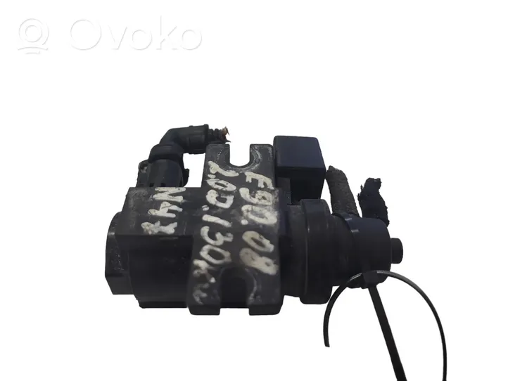 BMW 3 E90 E91 Solenoidinis vožtuvas 70206301