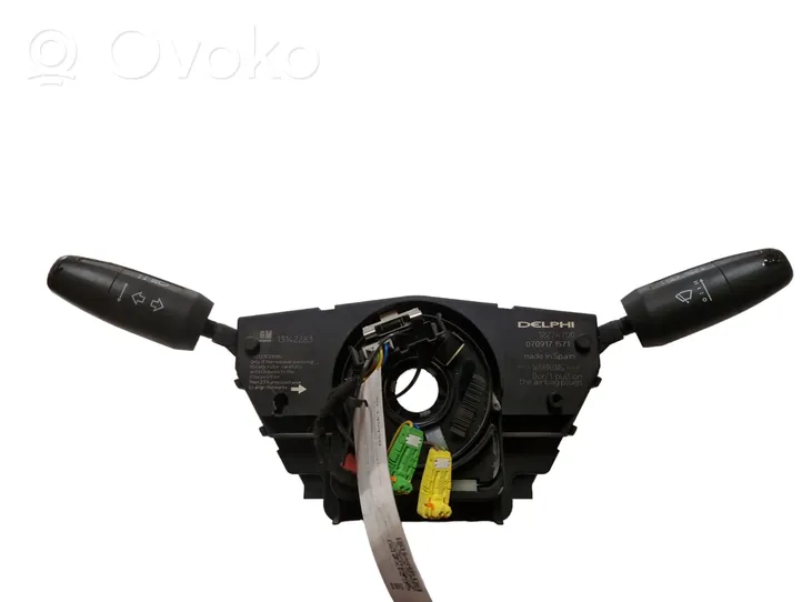 Opel Corsa D Leva/interruttore dell’indicatore di direzione e tergicristallo 13142283