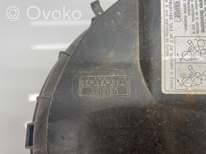 Toyota Land Cruiser (HDJ90) Ilmansuodattimen kotelo 114008980