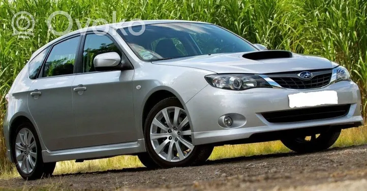 Subaru Impreza IV Fusée d'essieu de moyeu de la roue avant 