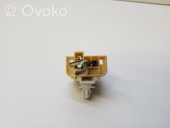 Toyota Avensis Verso Other relay 9098702024