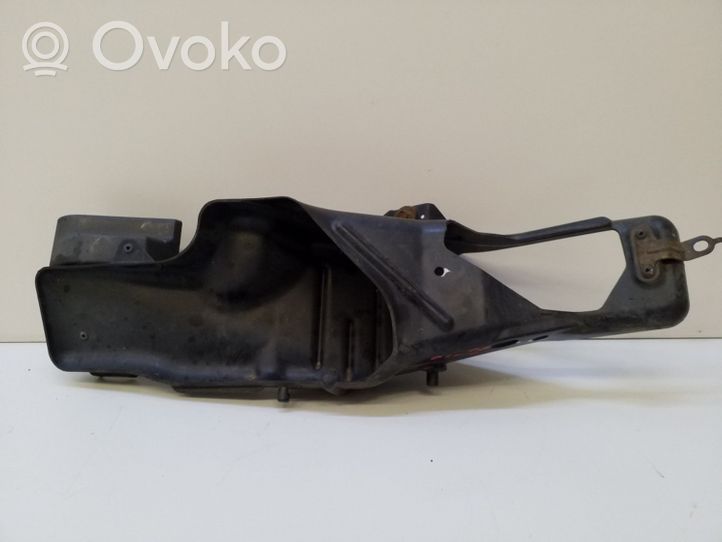 Honda Civic Wlot / Kanał powietrza intercoolera OEM