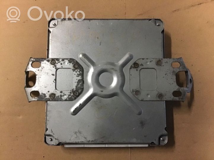 Subaru Impreza II Sterownik / Moduł ECU 22611AL241