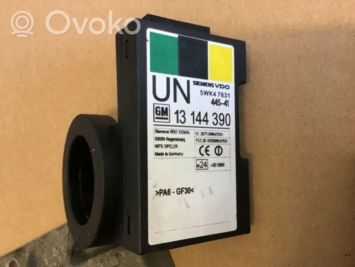 Opel Meriva A Dzinēja vadības bloks 8973509489