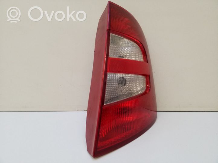 Skoda Fabia Mk1 (6Y) Lampa tylna ZSB6Y6945096B