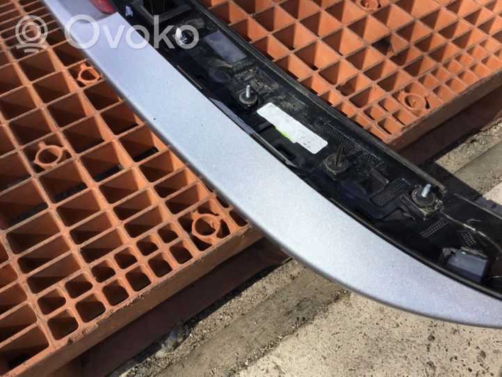 Chrysler Pacifica Spoiler del portellone lunotto posteriore OEM