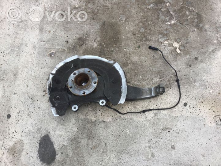 BMW 7 F01 F02 F03 F04 Etupyörän napa laakerilla OEM