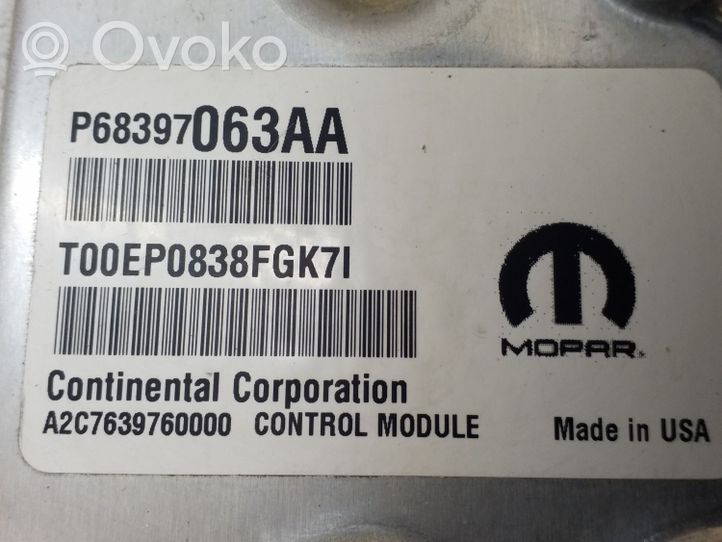 Jeep Cherokee Calculateur moteur ECU P68354900AG