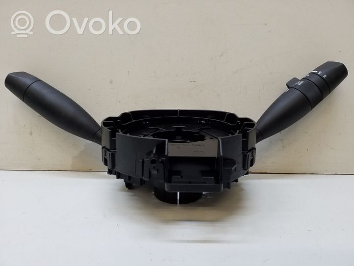 Jeep Cherokee Leva/interruttore dell’indicatore di direzione e tergicristallo P68141121AF