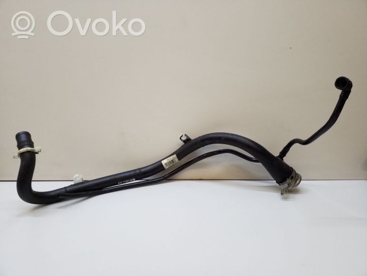 BMW 7 F01 F02 F03 F04 Tubo del cuello de del depósito de combustible 7185149