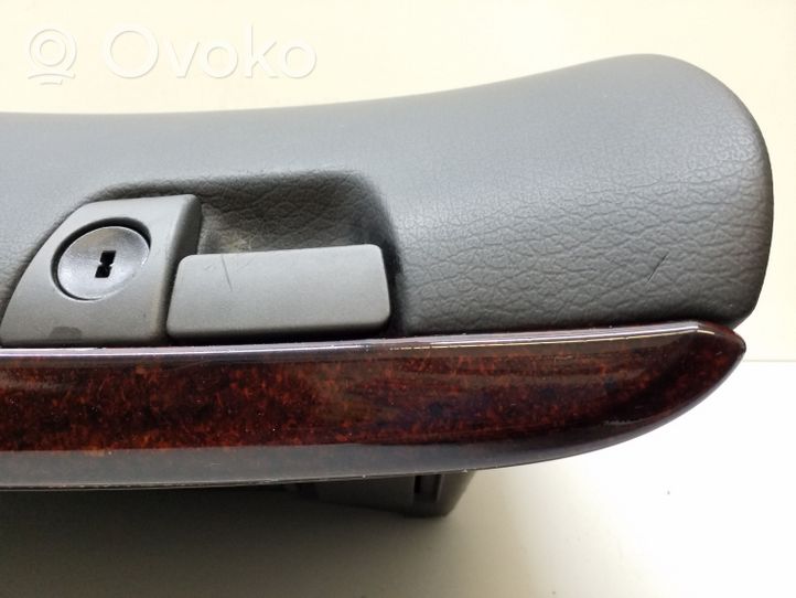 Volvo V70 Glove box set SB148738