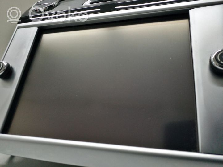 Maserati Quattroporte Panel / Radioodtwarzacz CD/DVD/GPS 670007290