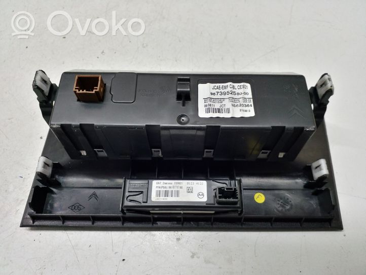 Citroen DS4 Monitori/näyttö/pieni näyttö 9673952580