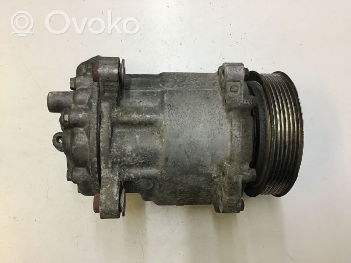 Peugeot 607 Ilmastointilaitteen kompressorin pumppu (A/C) 9656572380