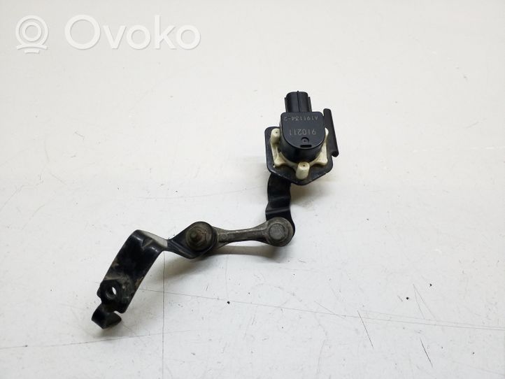 Toyota RAV 4 (XA50) Niveausensor Leuchtweitenregulierung hinten A1911342