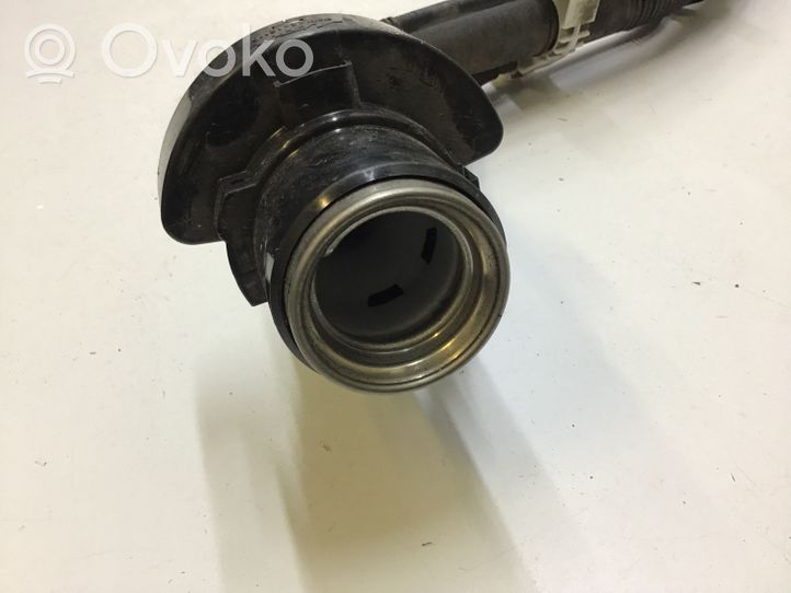 Toyota RAV 4 (XA50) Tuyau de remplissage de réservoir de carburant 7774512110