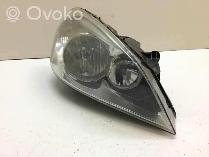 Volvo V60 Lampa przednia 89501909