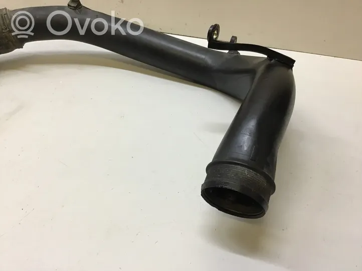 Volvo V60 Tube d'admission de tuyau de refroidisseur intermédiaire 31261350