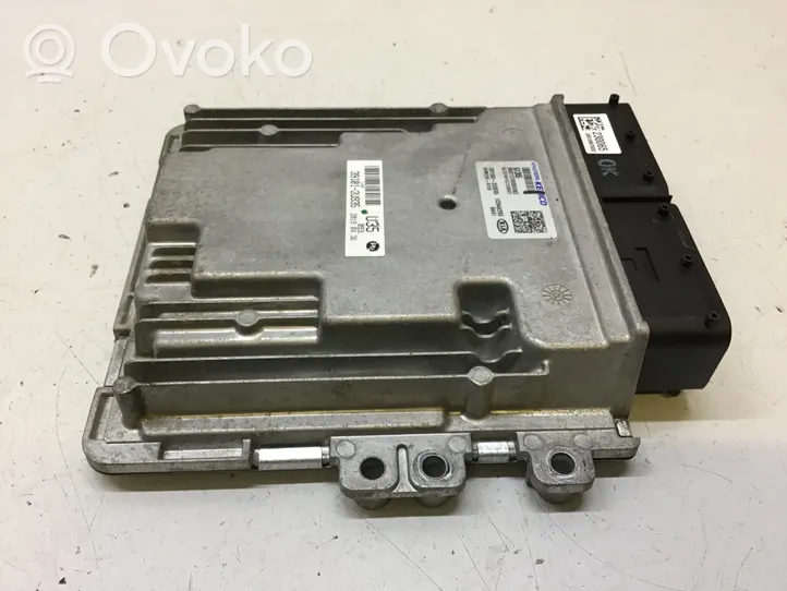 KIA Sportage Calculateur moteur ECU 391002U935