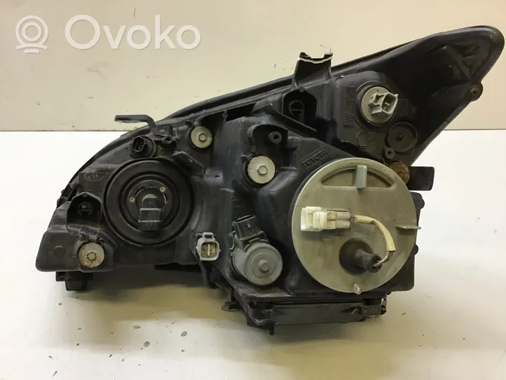 Lexus RX 330 - 350 - 400H Lampa przednia 