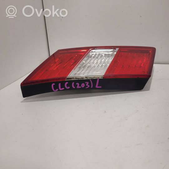 Mercedes-Benz CLC CL203 Lampy tylnej klapy bagażnika A2038204964