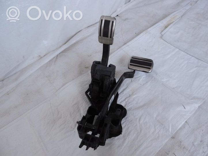 Opel Grandland X Brake pedal 9807994580