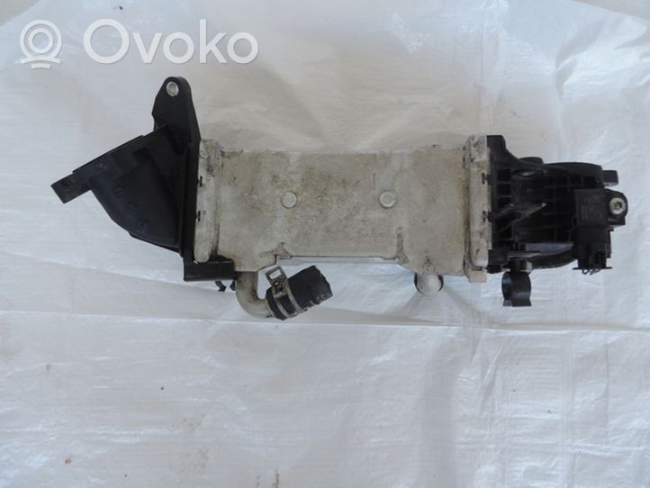 Ford Focus Chłodnica powietrza doładowującego / Intercooler JN1Q6C896AC