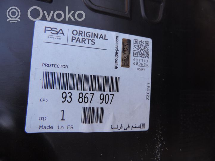 Opel Vivaro Rivestimento paraspruzzi parafango posteriore 93867907